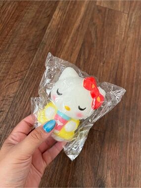 Hello Kitty Coffee Squishy | Cute Stress Relief Fidget Toy | New ☕️💛